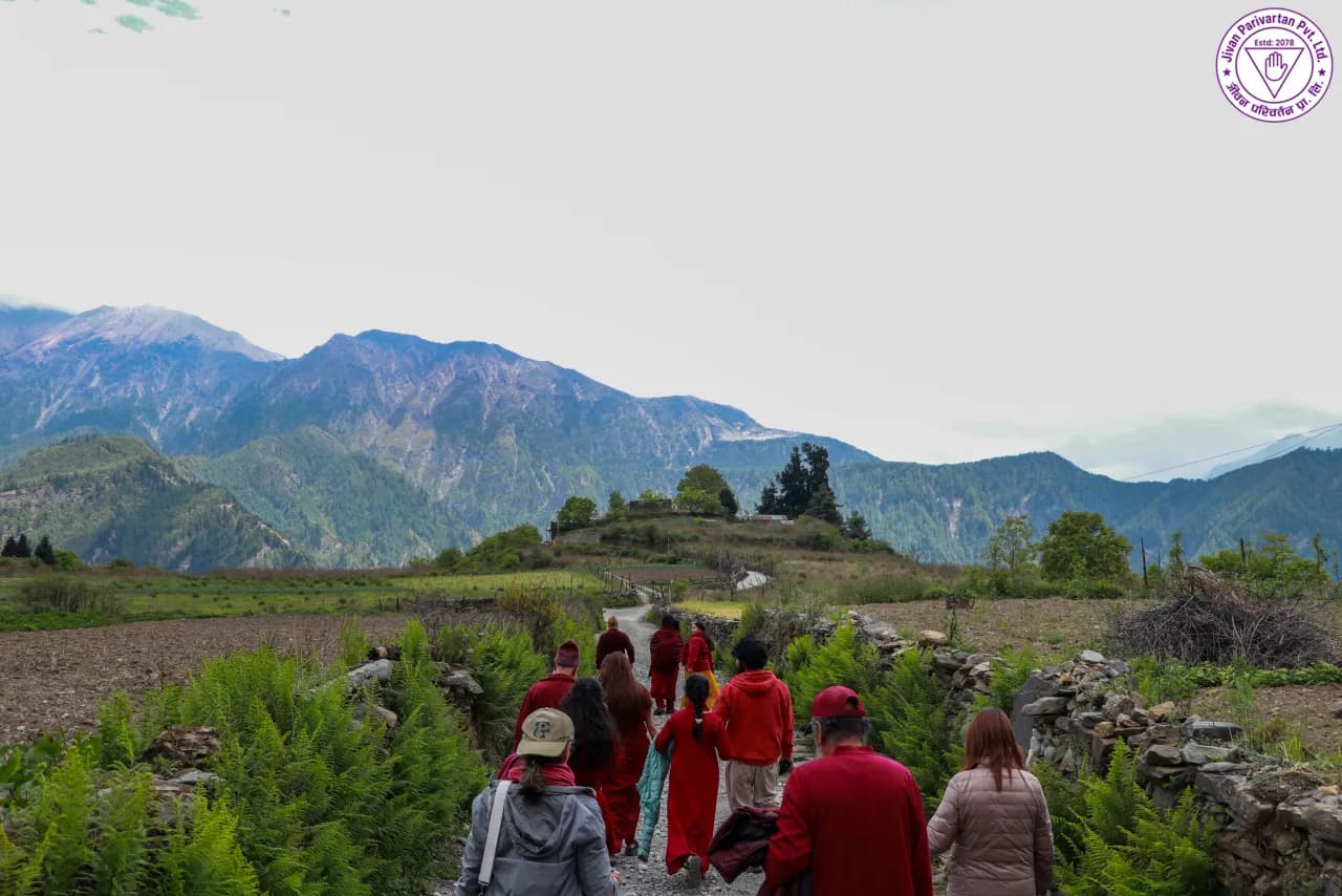 Scenic Himalayan setting for a yoga retreat