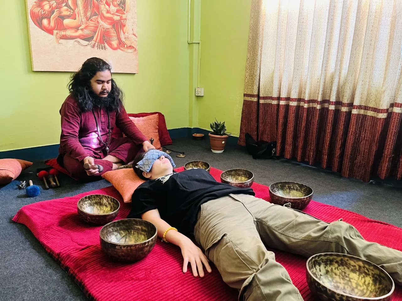 Tibetan singing bowl sound healing during the integration hour